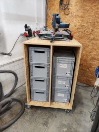 New-table-for-mitre-saw.jpg